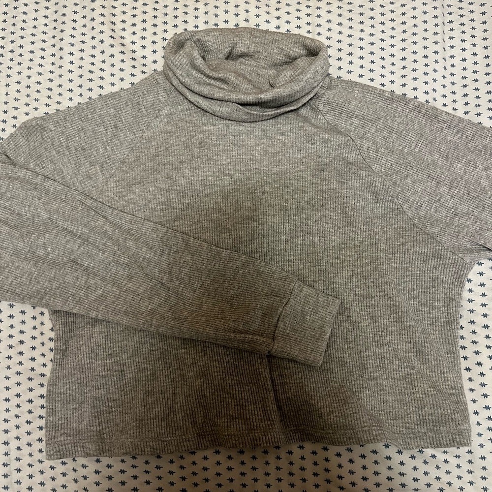 PACSUN WAFFLE KNIT SWEATER  🧇🤍